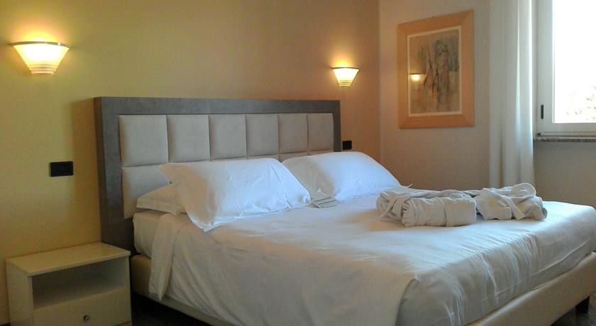 Hotel Le Vigne Di Corvino Casteggio Zewnętrze zdjęcie