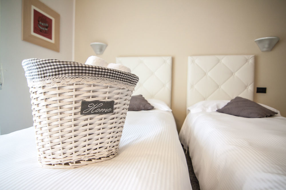 Hotel Le Vigne Di Corvino Casteggio Zewnętrze zdjęcie
